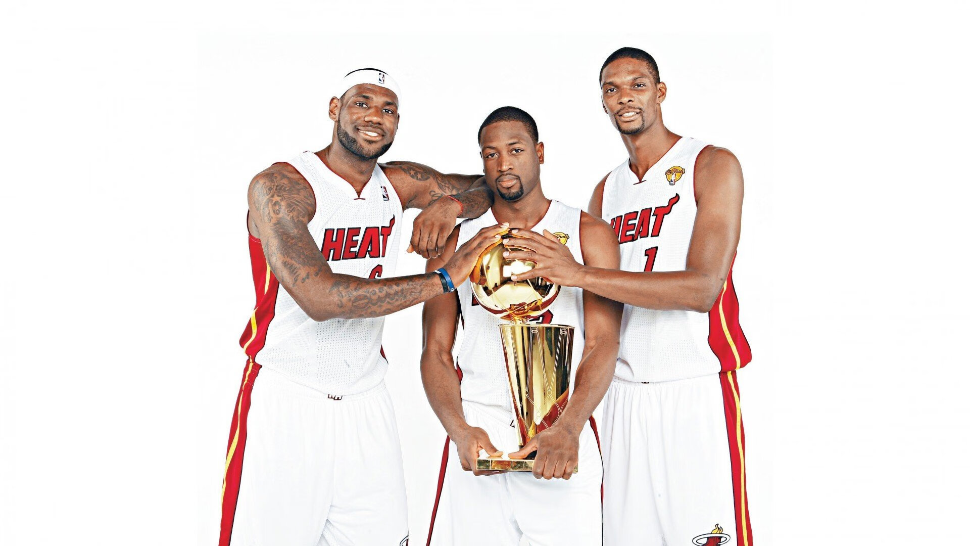 爱游戏体育app-史上最“燃”关键三分：一球点燃全场激情！，一分钟三分球世界纪录